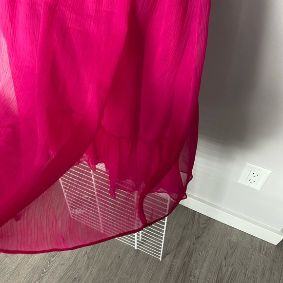 RW&CO Pink Ruffled Dress Small - Picture 6 of 11
